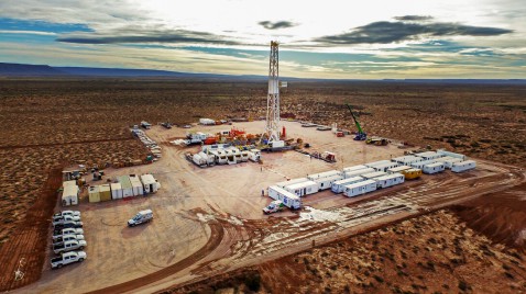 El Banco Nacional Suizo se desprende de Chevron y Shell por incumplimientos normativos, con la mirada en Vaca Muerta